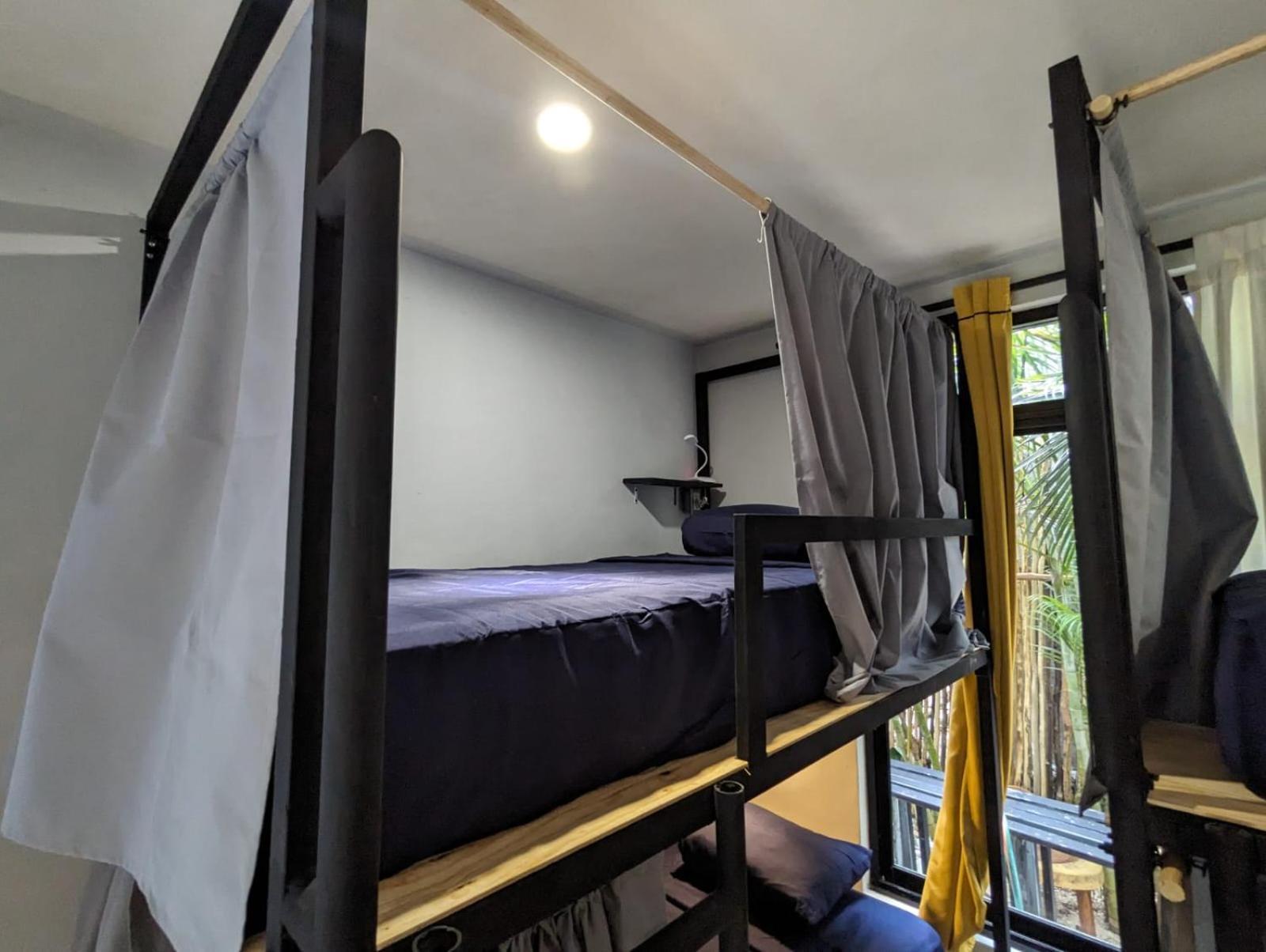 Maui Hostels 툴룸 외부 사진
